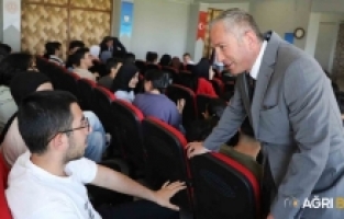 Ağrı İl Milli Eğitim Müdürü Kökrek’ten YKS Öğrencilerine Destek