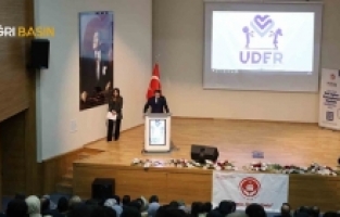 Ağrı’da Çocuk Hakları Konferansı Düzenlendi
