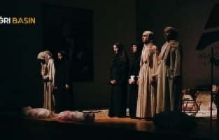 Ağrı’da “Gazze’nin Kadınları” tiyatrosu yürek burktu