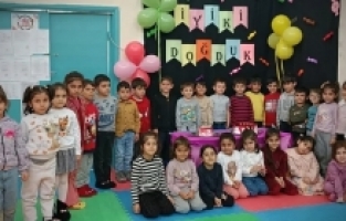 Diyadin’de Miniklere Renkli Doğum Günü Sürprizi