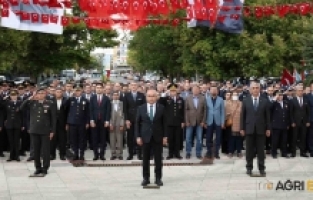 Ağrı’da Gaziler Günü Törenle Kutlandı