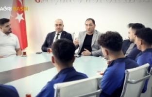 Ağrı hentbolda 2. Lig gururu yaşadı