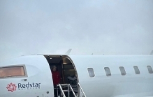 Ağrı’da Riskli Gebelikte Zamanla Yarış: Anne Uçakla Sevk Edildi