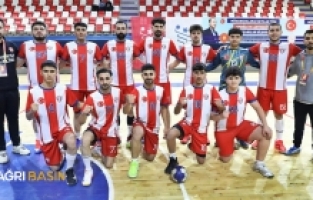 Ağrı’nın Gençleri Van’da Destan Yazdı: Nefes Kesen Derbi!