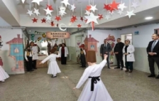 Vali Bozkurt’tan Okulda Ramazan Ziyareti