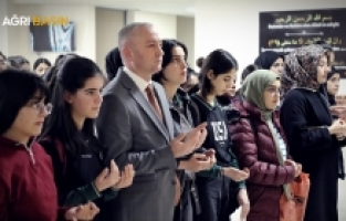 Ağrı’da dersler Fatiha ile başladı