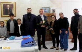 Hamur’da Kütüphane Haftası’nda anlamlı ziyaret