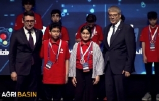 Ağrı BİLSEM’in Bilim Elçilerinden Türkiye Derecesi!