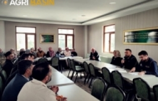 Ağrı'da Kur'an Kursu Hocalarına Vizyon Toplantısı