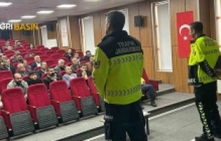 Patnos’ta Servis Şoförlerine Güvenlik Eğitimi