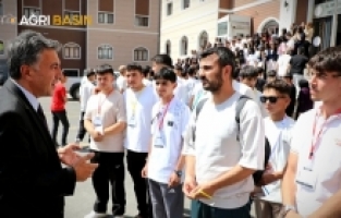 ​​​​​​​Ağrı'dan Tarih Yolculuğuna Üçüncü Öğrenci Kafilesi