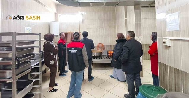Ağrı’da yurt ve pansiyonlara sıkı gıda denetimi