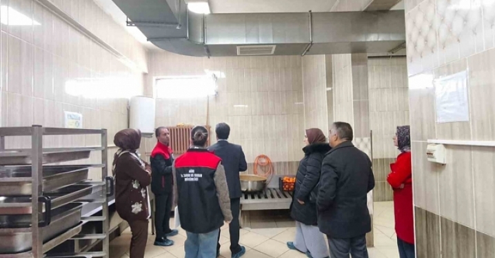 Ağrı’da öğrenci yurtlarında gıda denetimi