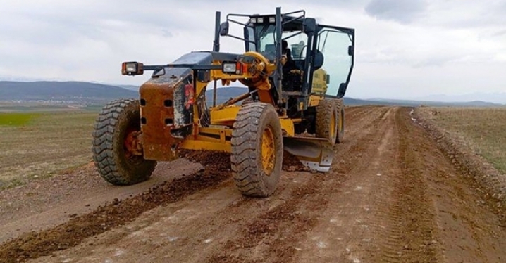 Patnos Tanyeli Köyü yolunda altyapı çalışması