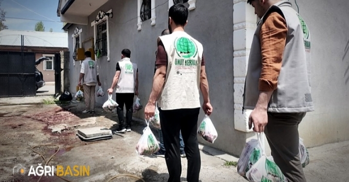 Ağrı’da Kurban Payları Yüzlerce Haneye Ulaştı