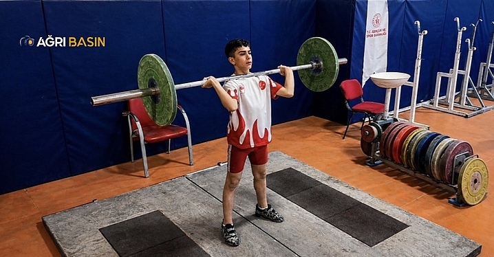 Ağrılı Osman’dan Türkiye Şampiyonluğu