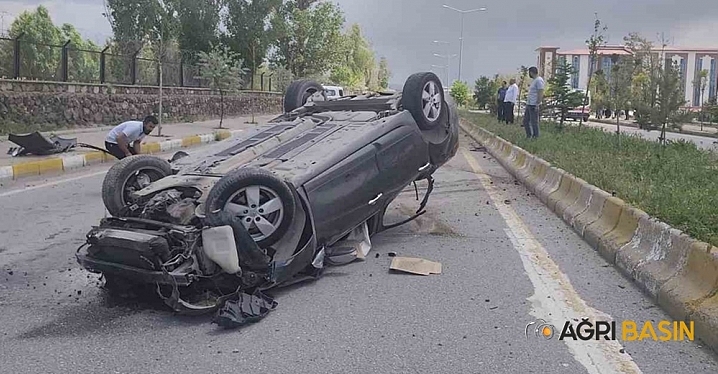 Patnos’ta Takla Atan Otomobilde 1 Kişi Yaralandı