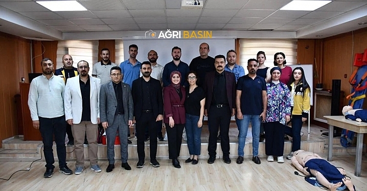 Müdür Acu’dan 112 Eğitim Birimine Ziyaret