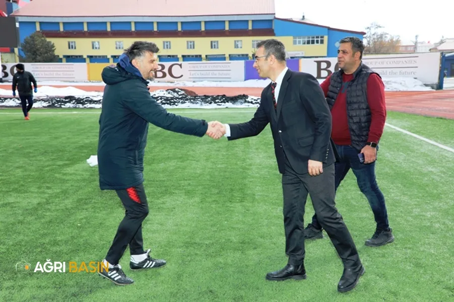 Ağrı GSİM Fedai Din, Ağrı 1970 Sporu Ziyaret Etti