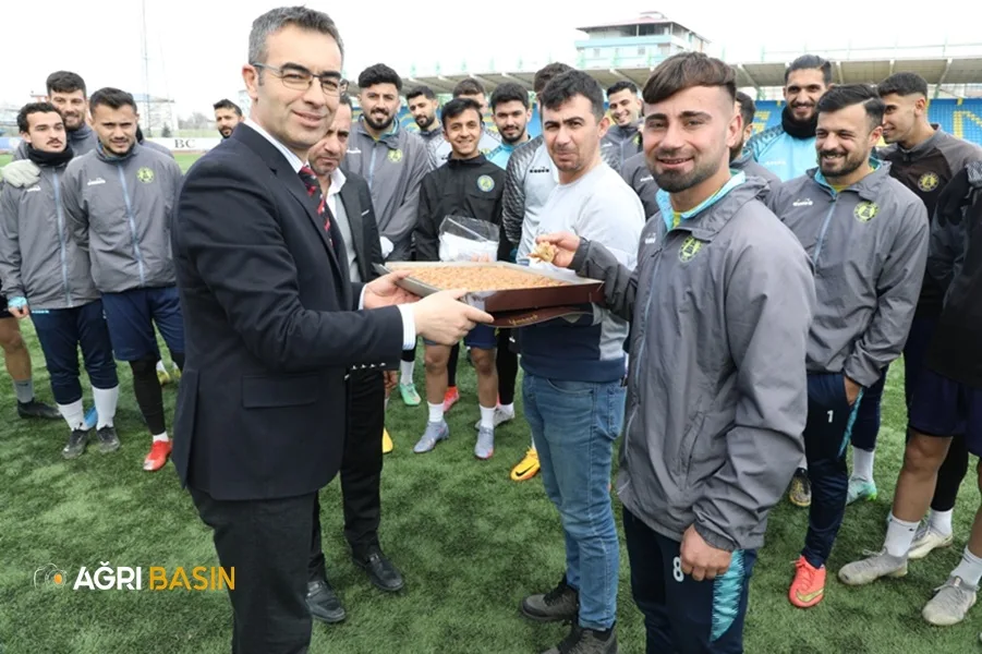 Ağrı GSİM Fedai Din, Ağrı 1970 Sporu Ziyaret Etti