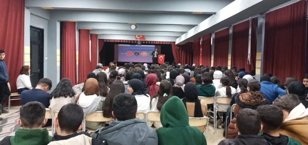 Tutak İlçe Müftülüğünden Dijital Bağımlılıkla Mücadele Semineri