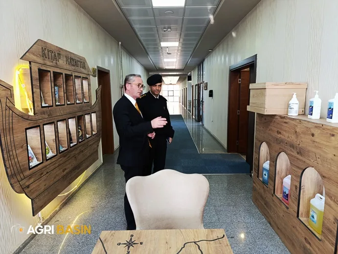 Jandarma Genel Komutanlığı Müfettişi Arı’dan Müdür Kökrek'e Ziyaret