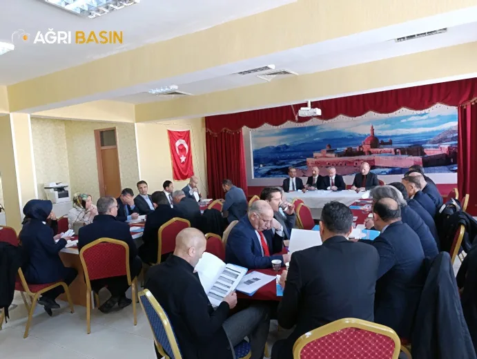Ağrı’da Eğitimde İlk Dönem Değerlendirme Toplantısı Gerçekleştirildi