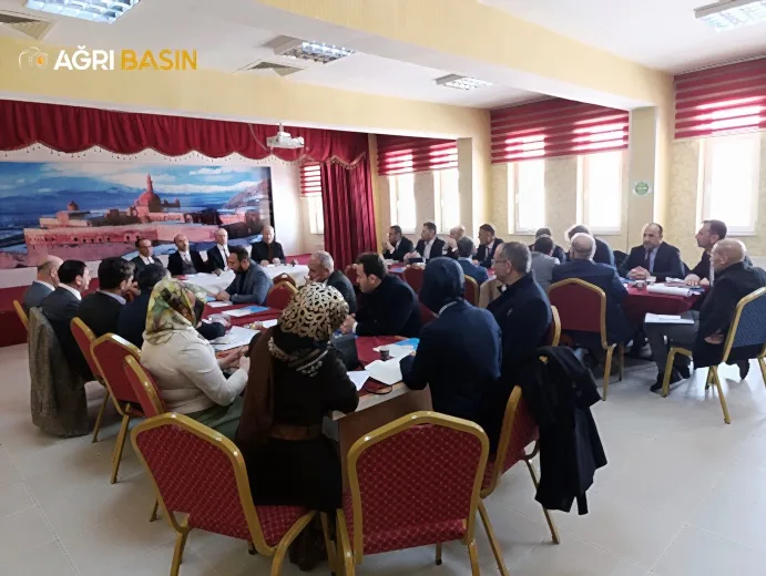 Ağrı’da Eğitimde İlk Dönem Değerlendirme Toplantısı Gerçekleştirildi