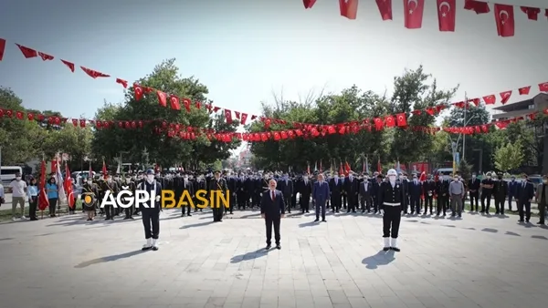 99. Yıldönümü Gerçekleşen 30 Ağustos Zafer Bayramı Ağrı'da Törenle Kutlandı