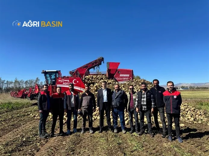 İl Müdürü Hüseyinoğlu, Şeker Pancarı Üreticilerini Ziyaret Etti