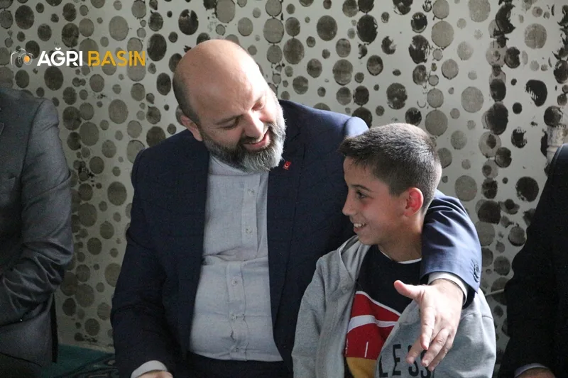 TDV II. Başkanı İhsan Açık Ağrı'da
