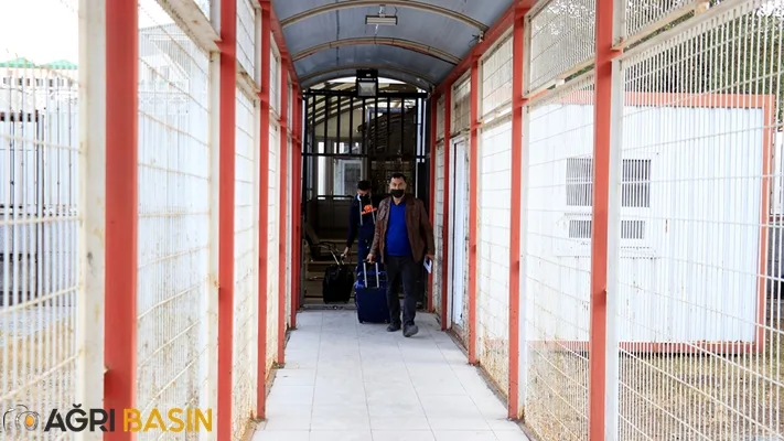 Kovid-19 Sebebiyle 20 Aydır Kapalı Olan Gürbulak Sınır Kapısı Yeniden Açıldı
