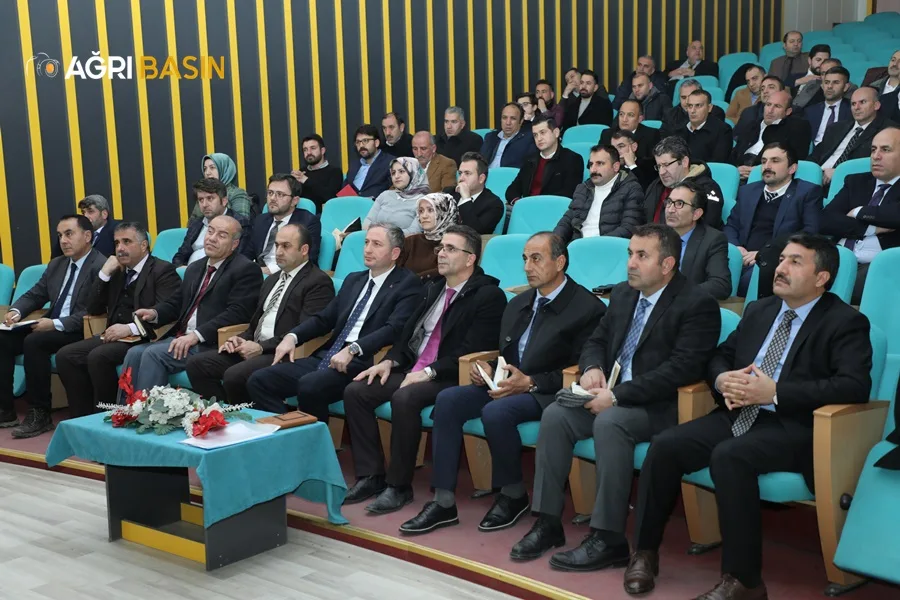 Ağrı'nın Zirvesinde Teknoloji Yarışması değerlendirme toplantısı