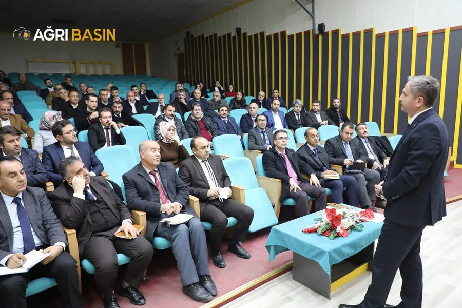 Ağrı'nın Zirvesinde Teknoloji Yarışması değerlendirme toplantısı