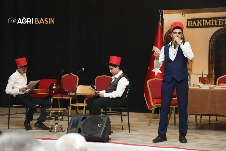 Ağrı'da İstiklal Marşı'nın kabulü ve Mehmet Akif Ersoy'u Anma programı