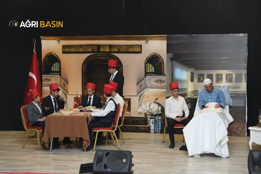 Ağrı'da İstiklal Marşı'nın kabulü ve Mehmet Akif Ersoy'u Anma programı