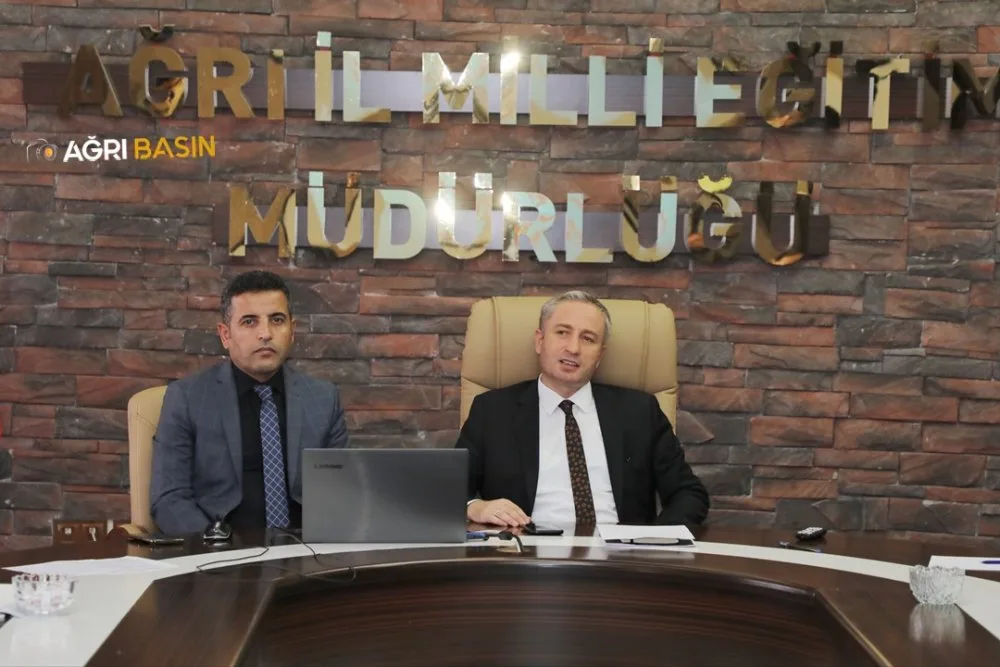 Ağrı’da İmam Hatip okulları müdürleri ile LGS ve YKS toplantısı