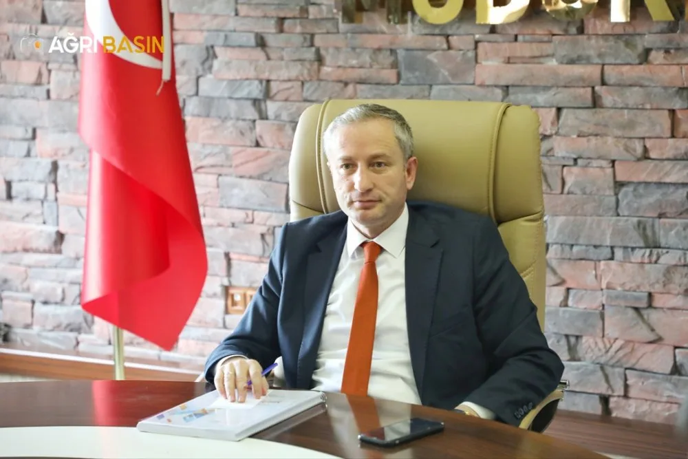 Ağrı Milli Eğitim Müdürü Kökrek'ten "Türkiye Yüzyılı Maarif Modeli"ne tam destek