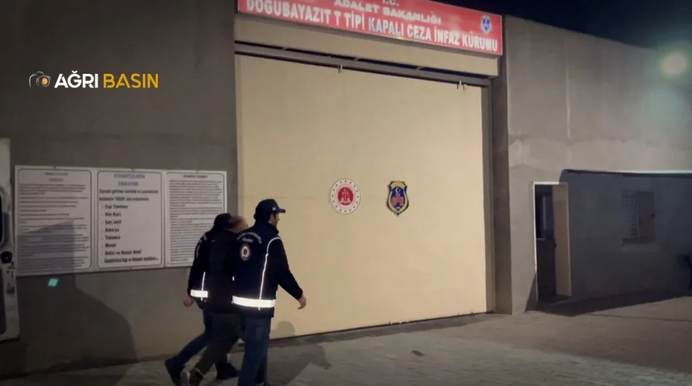 Ağrı’da 10 Düzensiz Göçmen Yakalandı