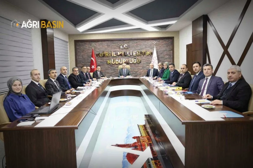 Vali Bozkurt Eleşkirt’te Sahada Çalışmaları İnceledi