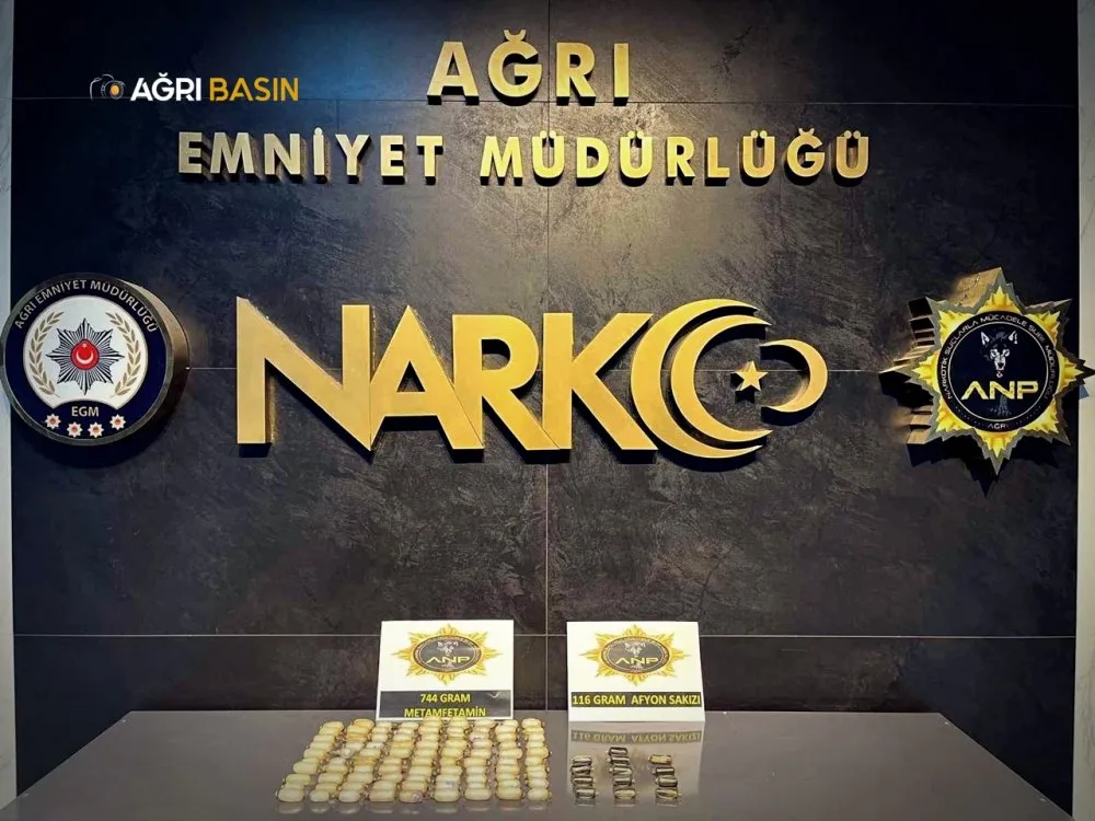 Ağrı'da Zehir Tacirlerine Ağır Darbe: 8 Tutuklama!