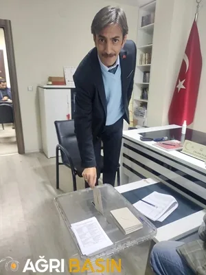 Türk Eğitim-Sen 5 Olağan Kurul Sonucu Erhan KILIÇ Güven Tazeledi