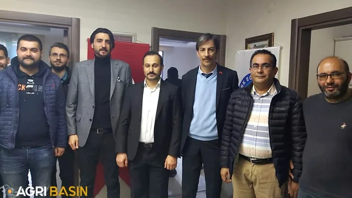 Türk Eğitim-Sen 5 Olağan Kurul Sonucu Erhan KILIÇ Güven Tazeledi