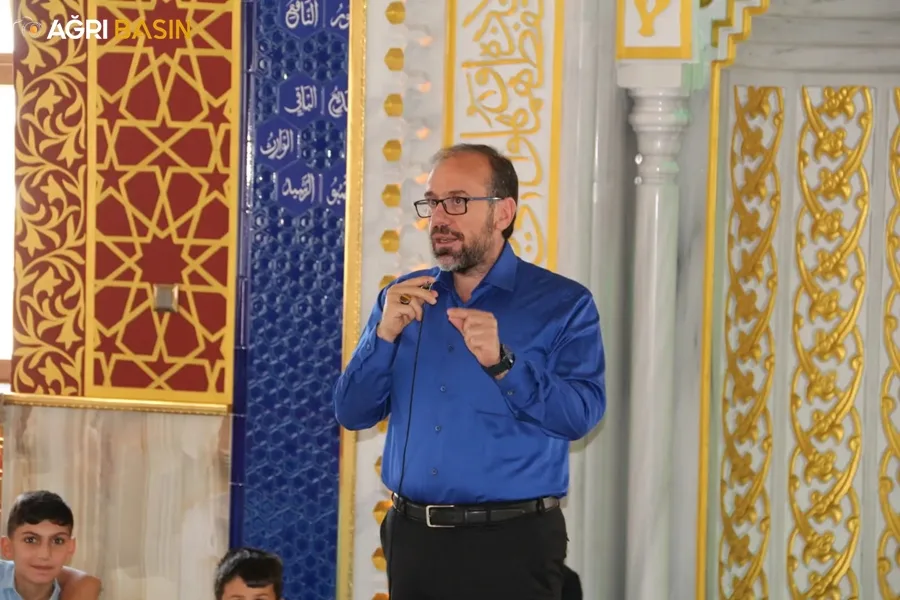 Ağrı Müftülüğünce "Cami-Gençlik Buluşması" düzenlendi.