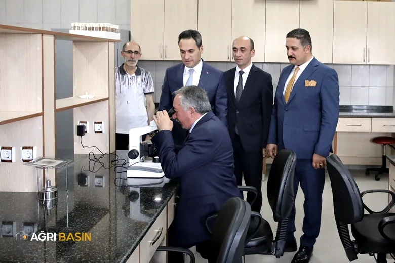 AİÇÜ Yeni Açılan 11 Laboratuvar ile Daha Güçlü