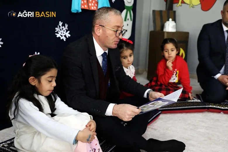 "Okuyan Şehir Ağrı" Projesiyle Miniklere Masal Keyfi