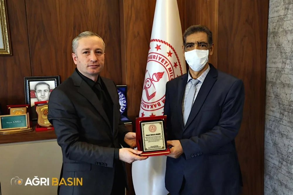 45 Yıllık Hizmetin Ardından Tahsin Algör’e Anlamlı Veda