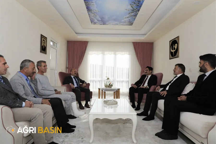 Vali VAROL, Şehit Yıldırım GÜNAY'ın Ailesini Ziyaret Etti