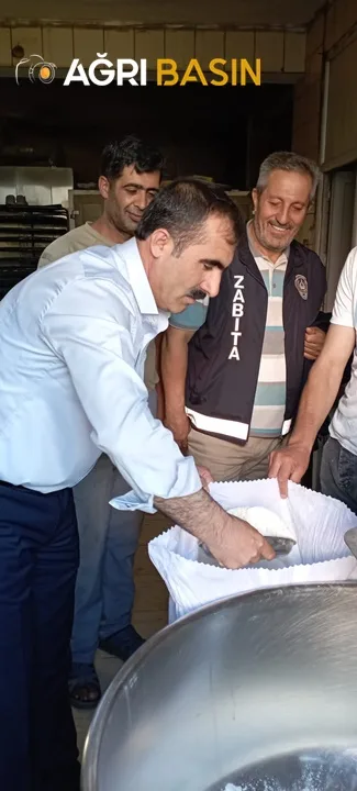 Taşlıçay Belediyesi Ucuz Ekmek Üretimine Başladı