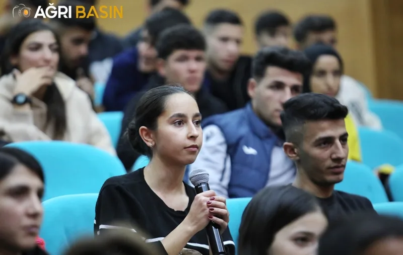 AİÇÜ’de Çocuklar Sonuçlardan Önemlidir Paneli